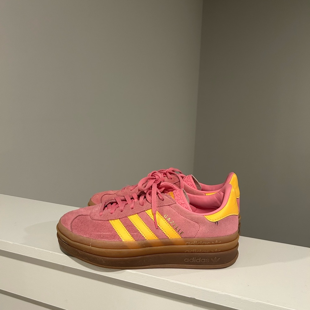 Adidas Women's Vibrant Pink and Yellow Sneakers
